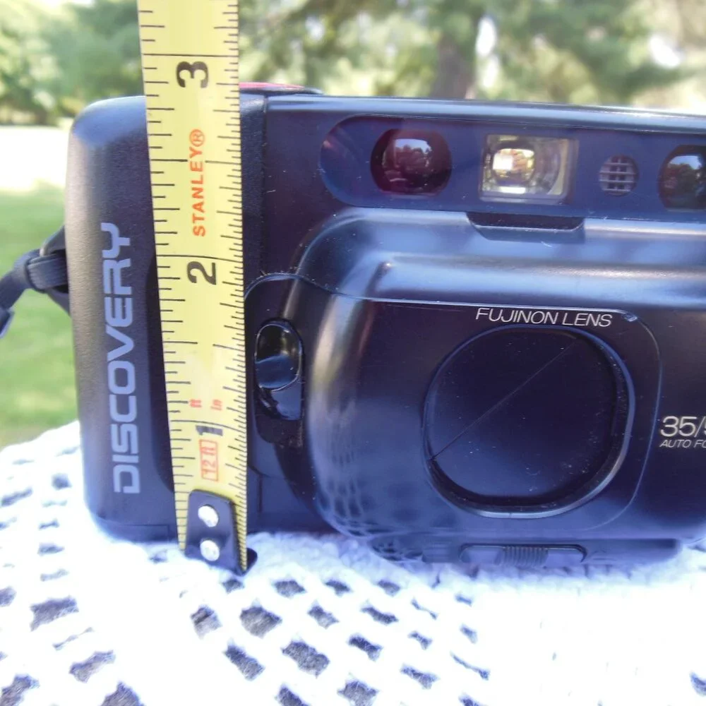 camera film 35 mm Fuji brand Discovery 160 Teledate model generic case included